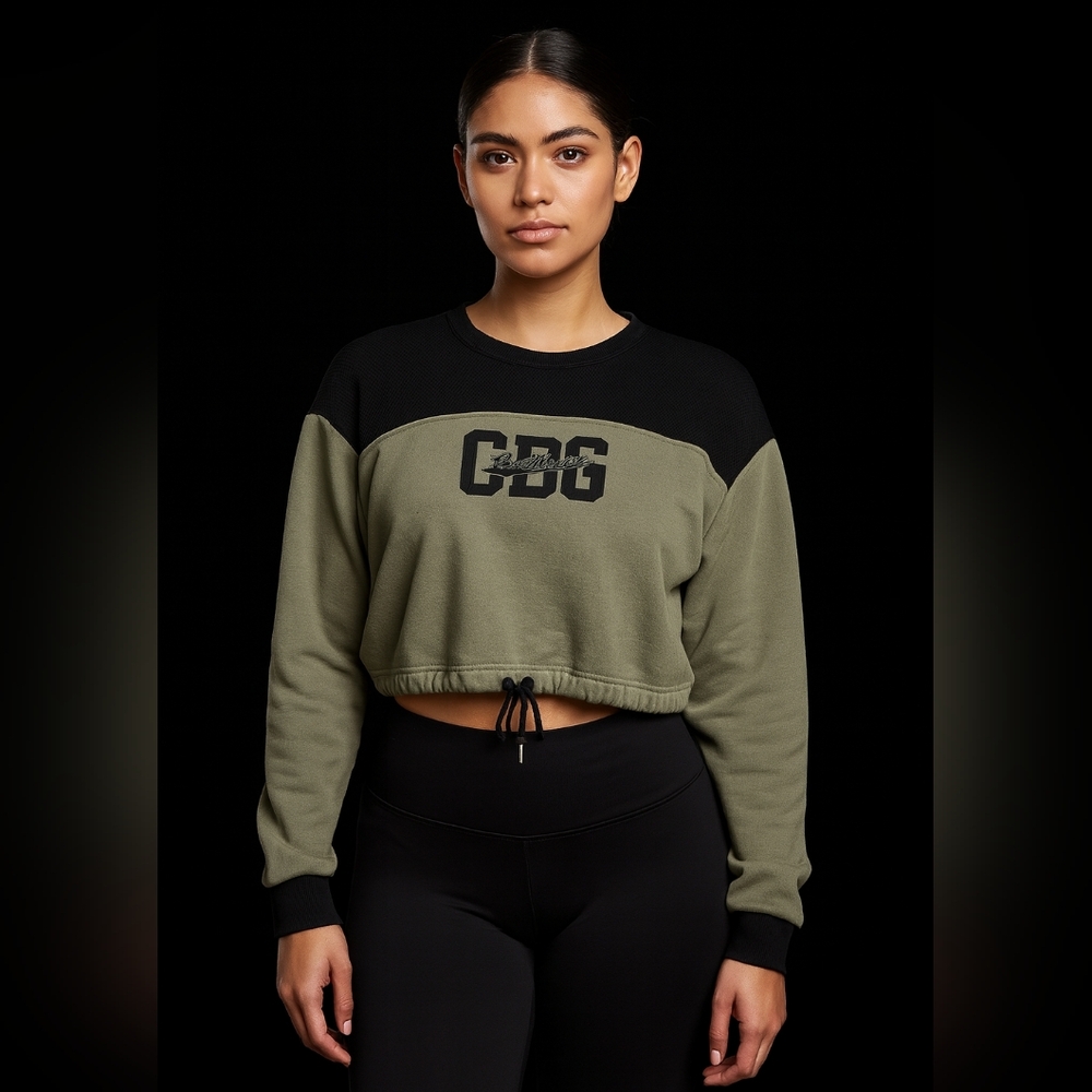 GUESS Women's Olive and Black Cropped Sweatshirt-LG #A3